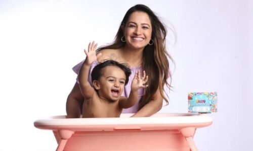 Mom & World on-boards Anita Hassanandani as their brand ambassador for their range of natural and dermatologically approved products