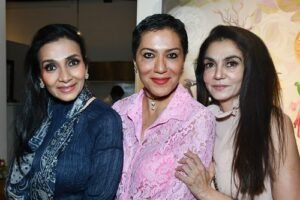 (L -R) Vinita Jain with Sheeta Bawa Singh with Neeva Jain