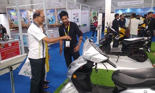 WardWizard showcases its entire range of Electric Two Wheelers at Kolkata Electric Vehicle Exposition 2022