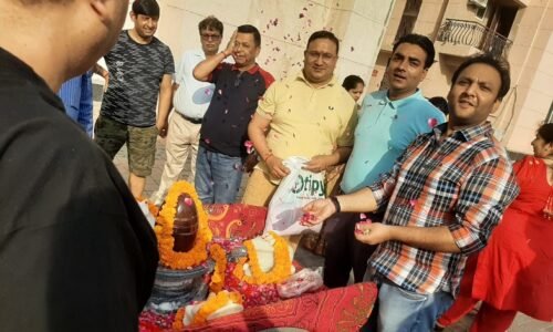 Sikka Group places ‘Shivlinga & Hanuman Murti’ at a newly built temple in Sikka Karmic Greens, Sector 78, Noida.