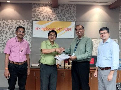 MOU signed in the presence of Prof. Subir Kumar Saha, Ashutosh Dutt Sharma, Narender Gaur representing IHFC, and Sanjay Kukreja representing eClerx