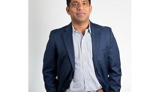 Raj Gummadapu bags Best CEO of the Year award at CMO Asia Awards 2022