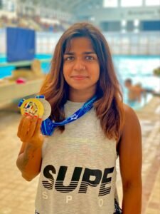 ENGN signs India’s fastest Breaststroke Swimmer Chahat Arora