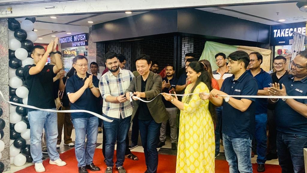 ASUS India launches its second Select Store, in Kolkata