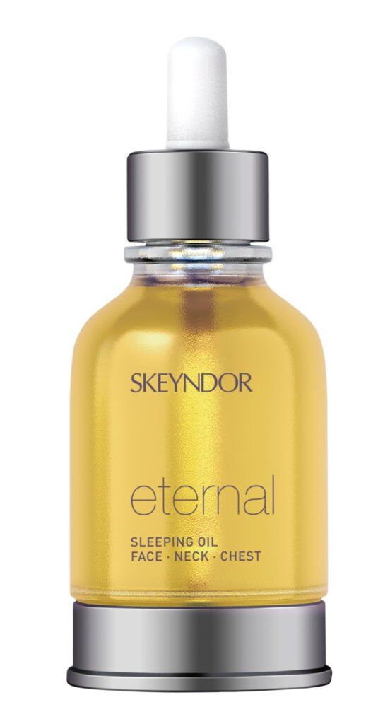 Embrace Autumn's Beauty with Skeyndor's Exclusive Skincare Collection