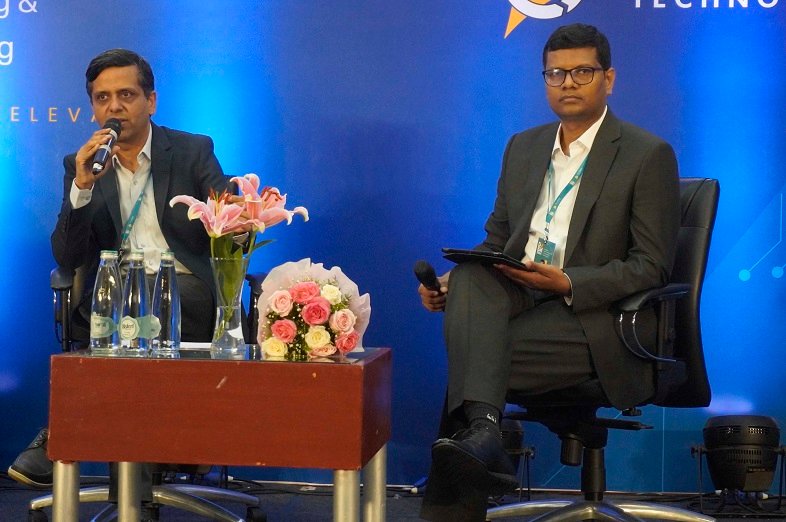 Deepak Sapara_CEO_Dr Reddys Laboratories seen in conversation with Sunil Savaram_Founder & CEO of Plural Technolgy--pic 2